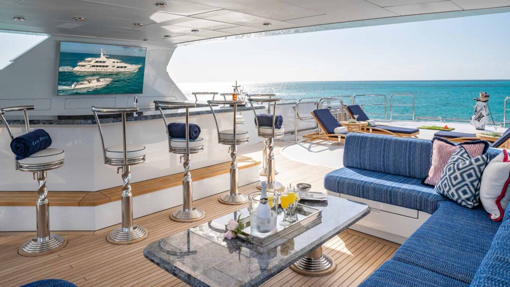 Bonville Associates Carte Blanche 161' Christensen Exterior Decks