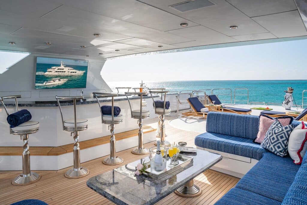 Carte Blanche Sundeck